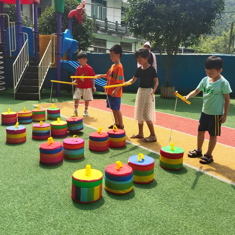 Rueda de arcoíris para jardín de infantes, estaca de ciruela multifuncional, sujeción de piernas para niños, salto de rana, transporte, equipo de adiestramiento al aire libre