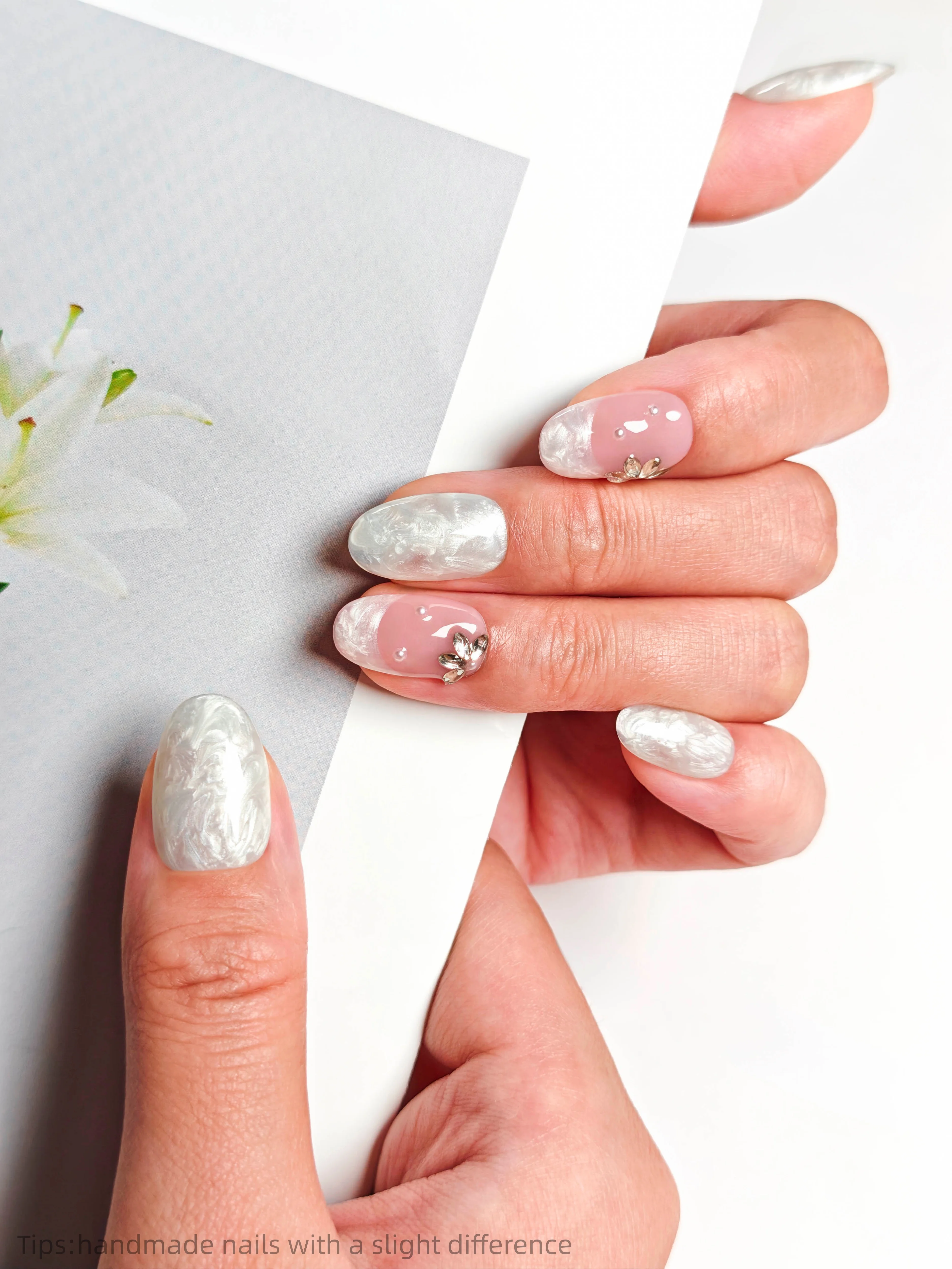 10pcs Handmade White Pink 3D Pattern Rhinestone Press on Nails Full Cover Wearable Reusable Elegant False Nails