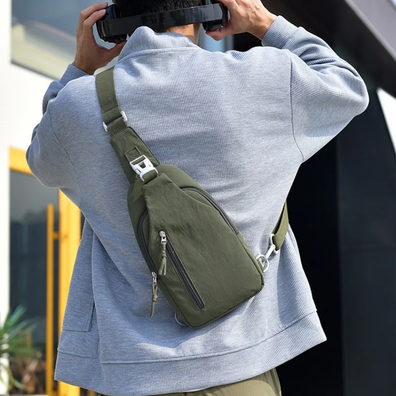 

Crossbody Bag Lightweight Shoulder Bag Men'S Chest Bag Fashionable For City Strolling Daily Commuting Outdoor Sports