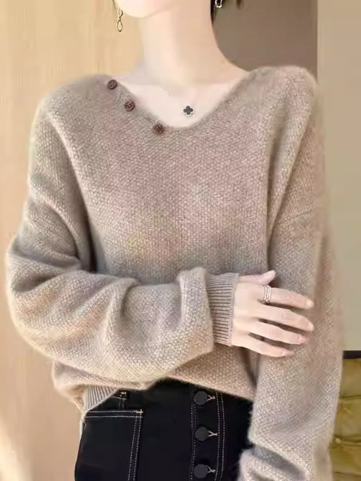 

Женский повседневный свободный вязаный свитер FUNI с V-образным вырезом на пуговицах, модный, весенне-осенний, новый, удобный трикотаж