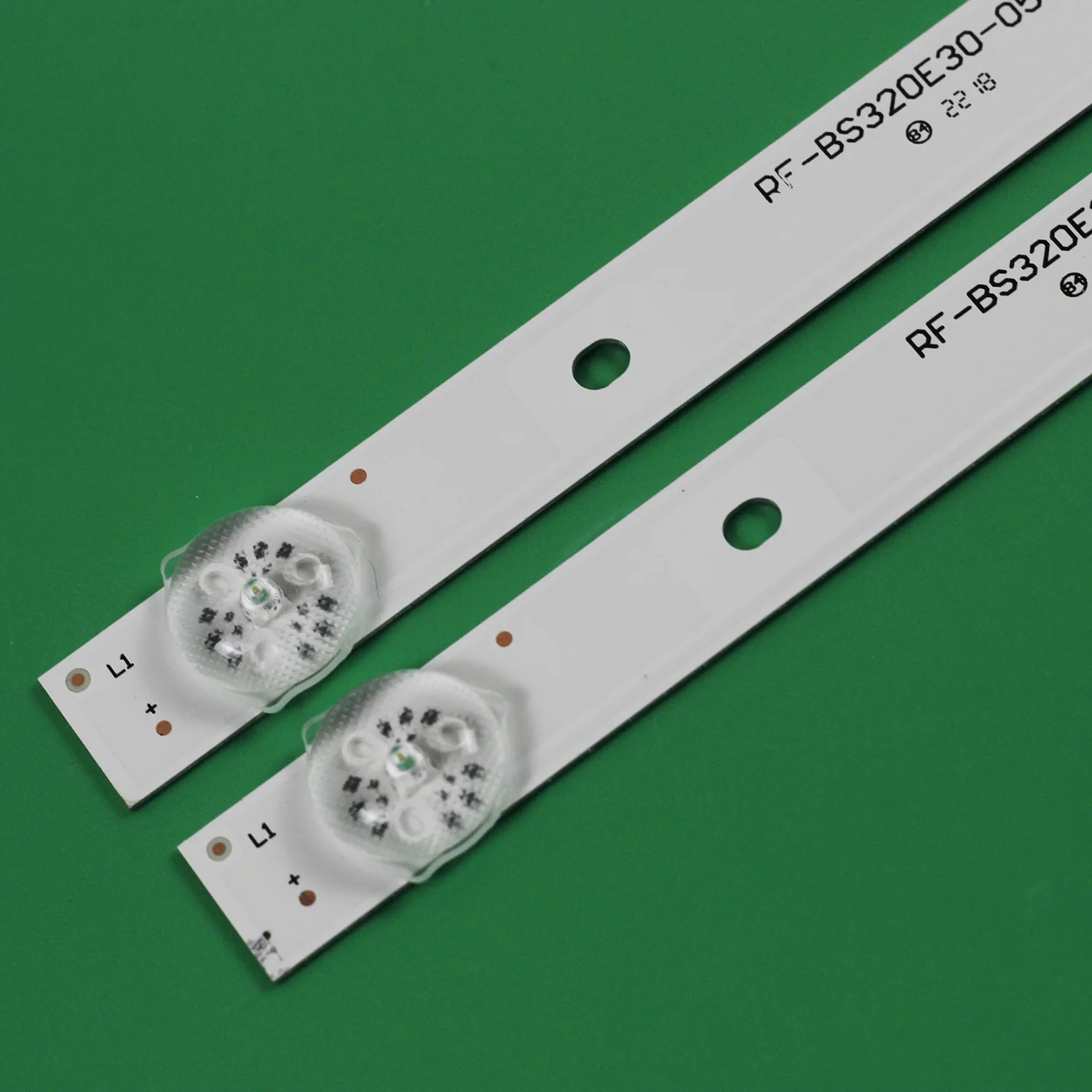 2 قطعة/المجموعة LED الخلفية شرائط RF-BS320E30-0501S-28 A1 32f1000 v320dj8-q01 LED32-ES5004 6V 5 المصابيح 552 مللي متر