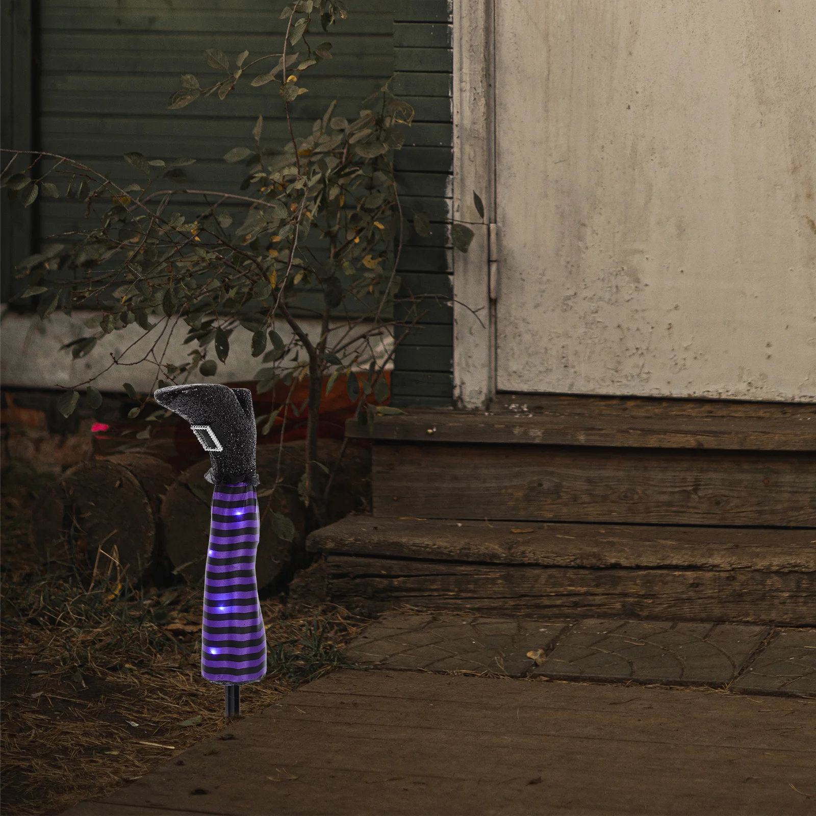 

Witch Leg Yard Decor Halloween Garden Ornament Outdoor Lawn Party Supplies Haunted House Body Part Prop Halloween