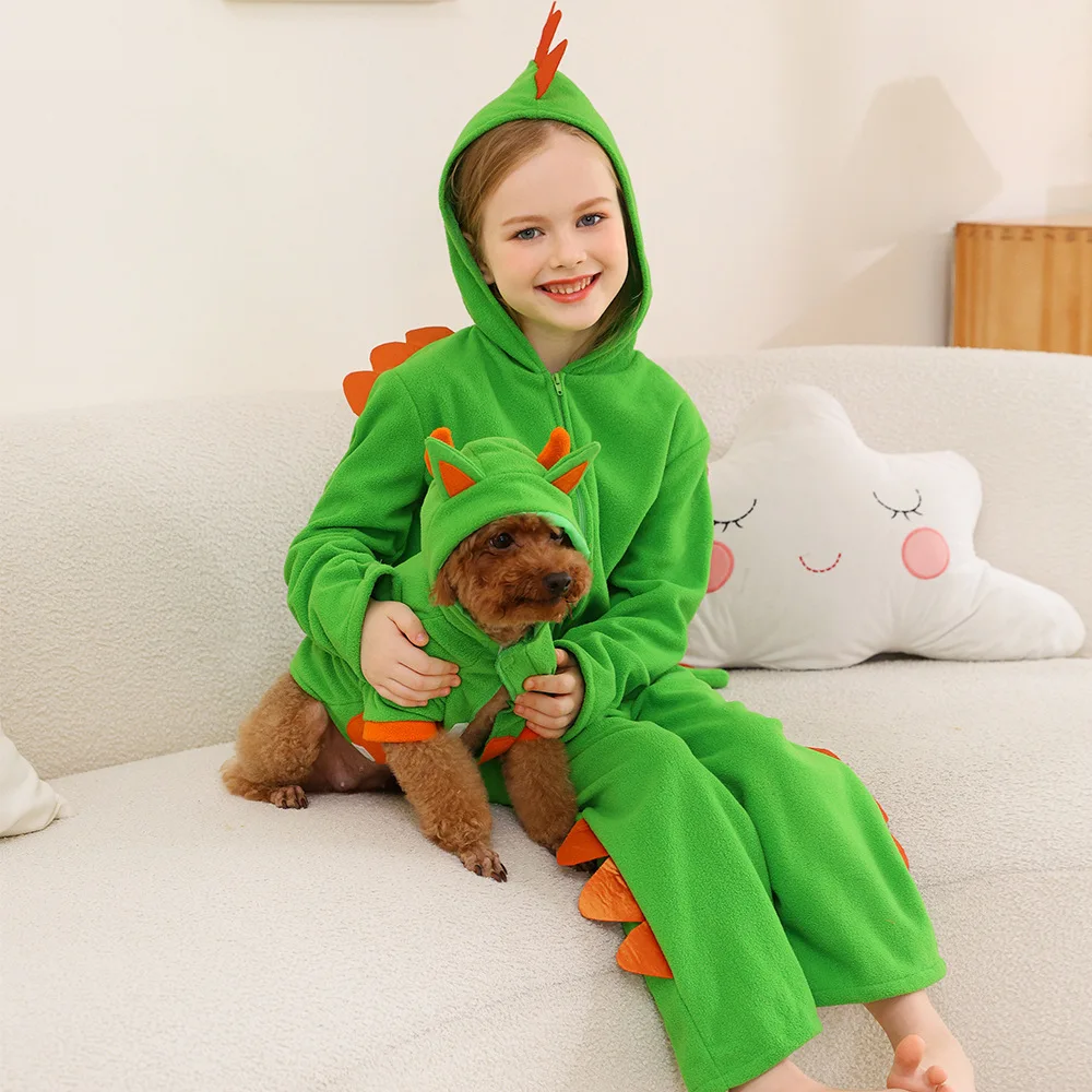 

Green Dinosaur Cosplay Costume for Kids Boys Girls Halloween Kindergarten Dress up Jumpsuit with Hat Festival Party Stage Wear