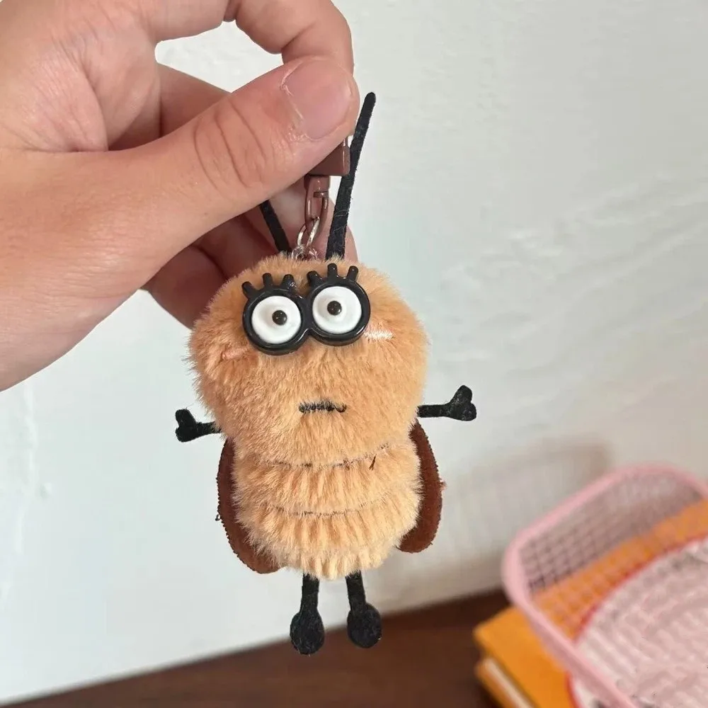 Chaveiro de Barata Fofa para Pendurar em Bolsas, Pingente Criativo de Barata, Mini Chaveiro Engraçado para Carro, Acessório para Mochila