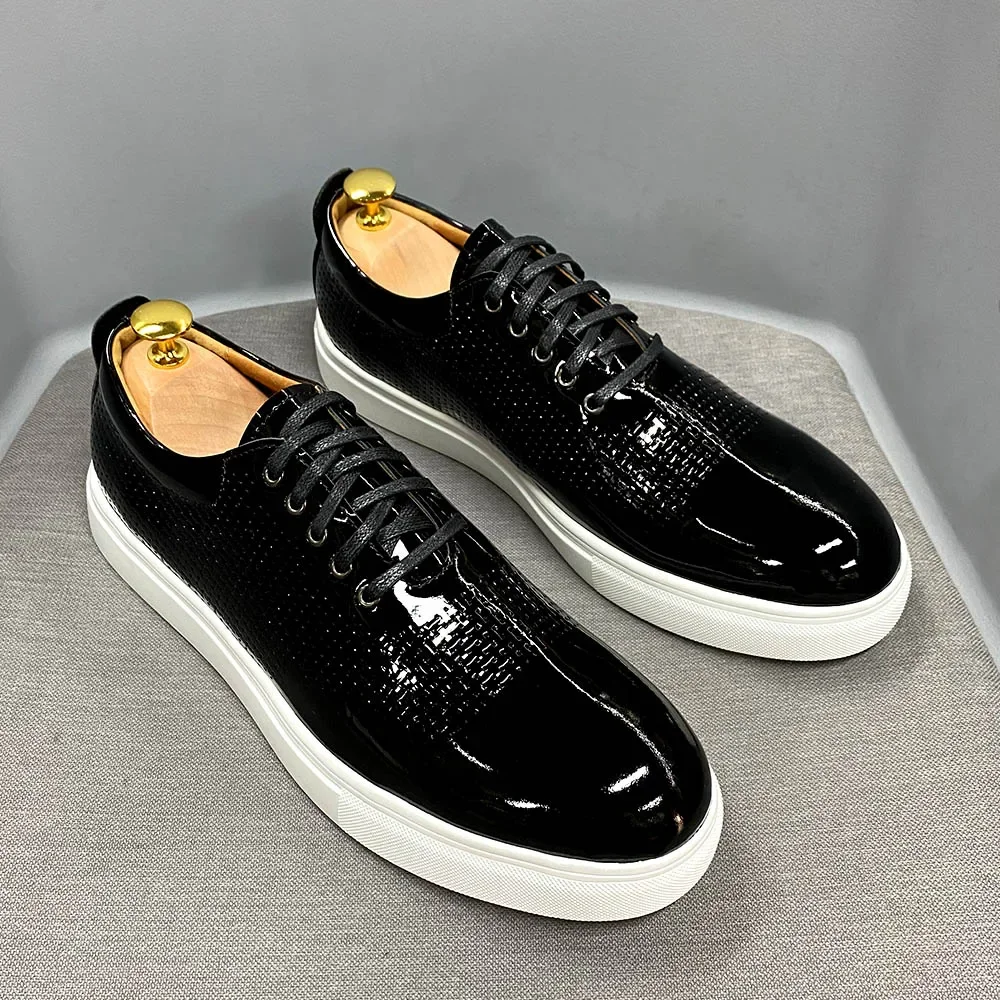 Luxury Men\'s Black Patent Leather Casual Shoes High Quality Lace-Up Italian Sneaker Design Brand Flats for Men