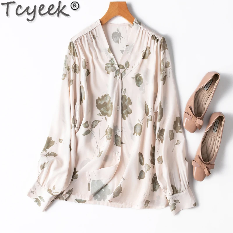 

Tcyeek 100% Mulberry Silk Shirt Spring Summer Elegant Shirts for Women 2024 Real Silk Top Female Long Sleeve Sunscreen Clothing