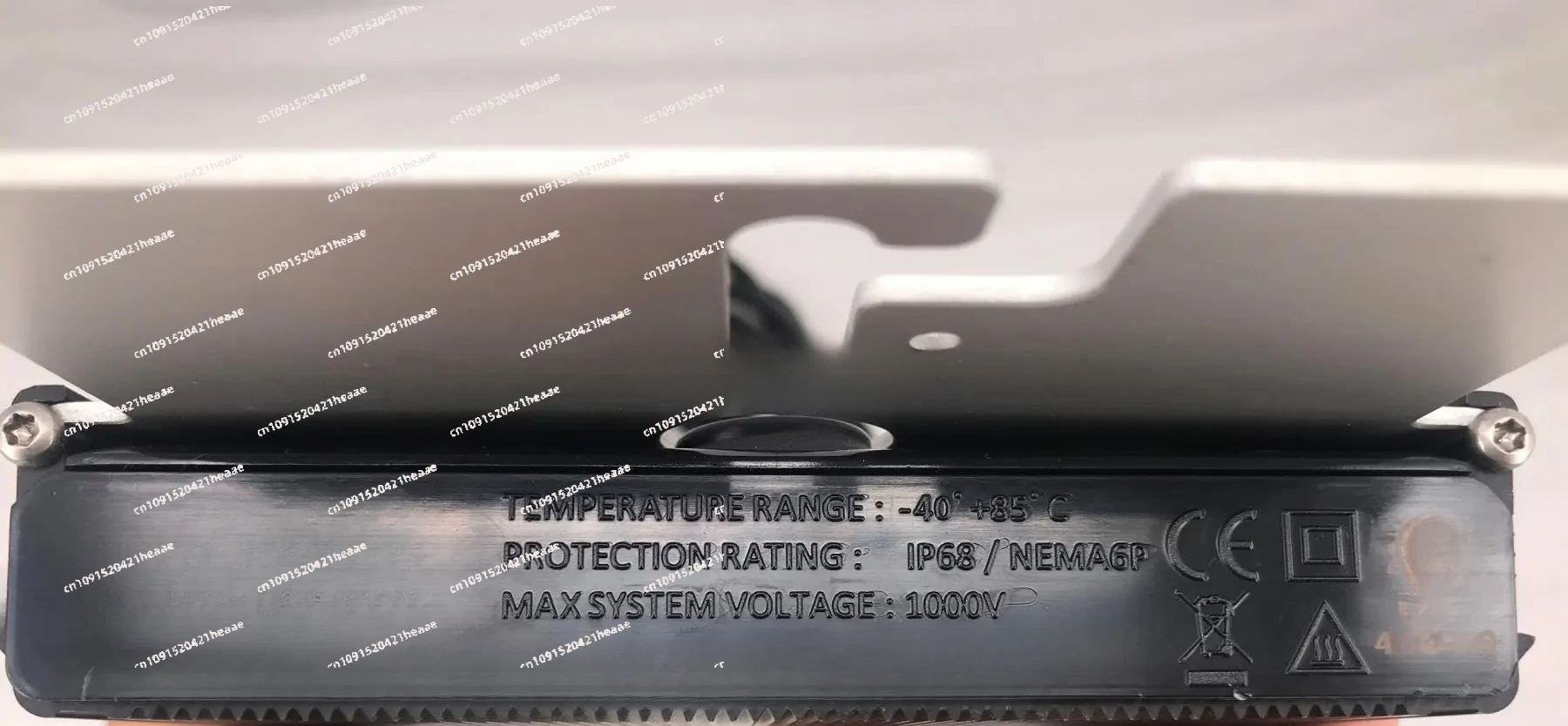 Suitable for Photovoltaic Solar Panel MPPT Power Optimizer P320-5NC4ARS Stabilizes Voltage to Improve Capacity