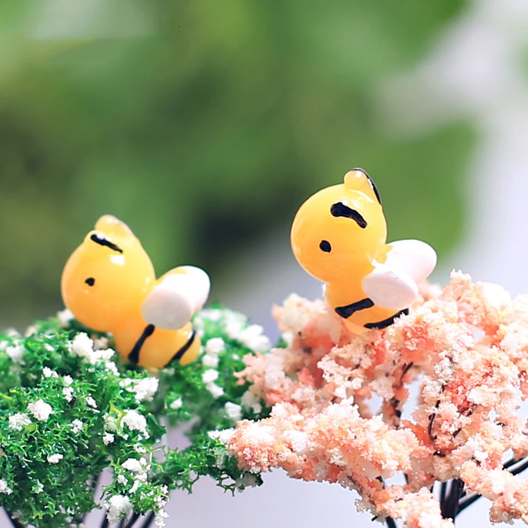 2 Pcs New Cartoon Cute Mini Chubby Bees Ornaments Creative Moss Micro Landscape Potted Plants DIY Accessories Decorations