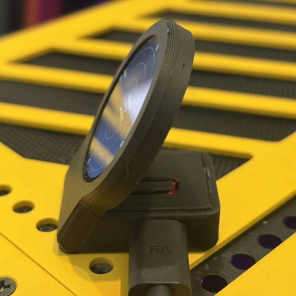 3D Printed Case Flight Tracker Gadget Real-Time Display Sonar Grid Screen ADS-B Flight Tracker USB Powered