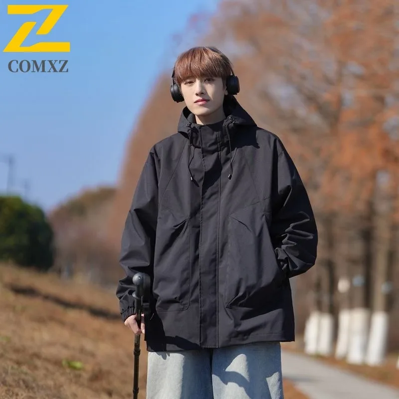 

COMXZ Fashion New Mens Jacket 2025 Classics Hooded Camping Scratch Resistant Garment Casual Hiking Windproof Men Autumn Wear