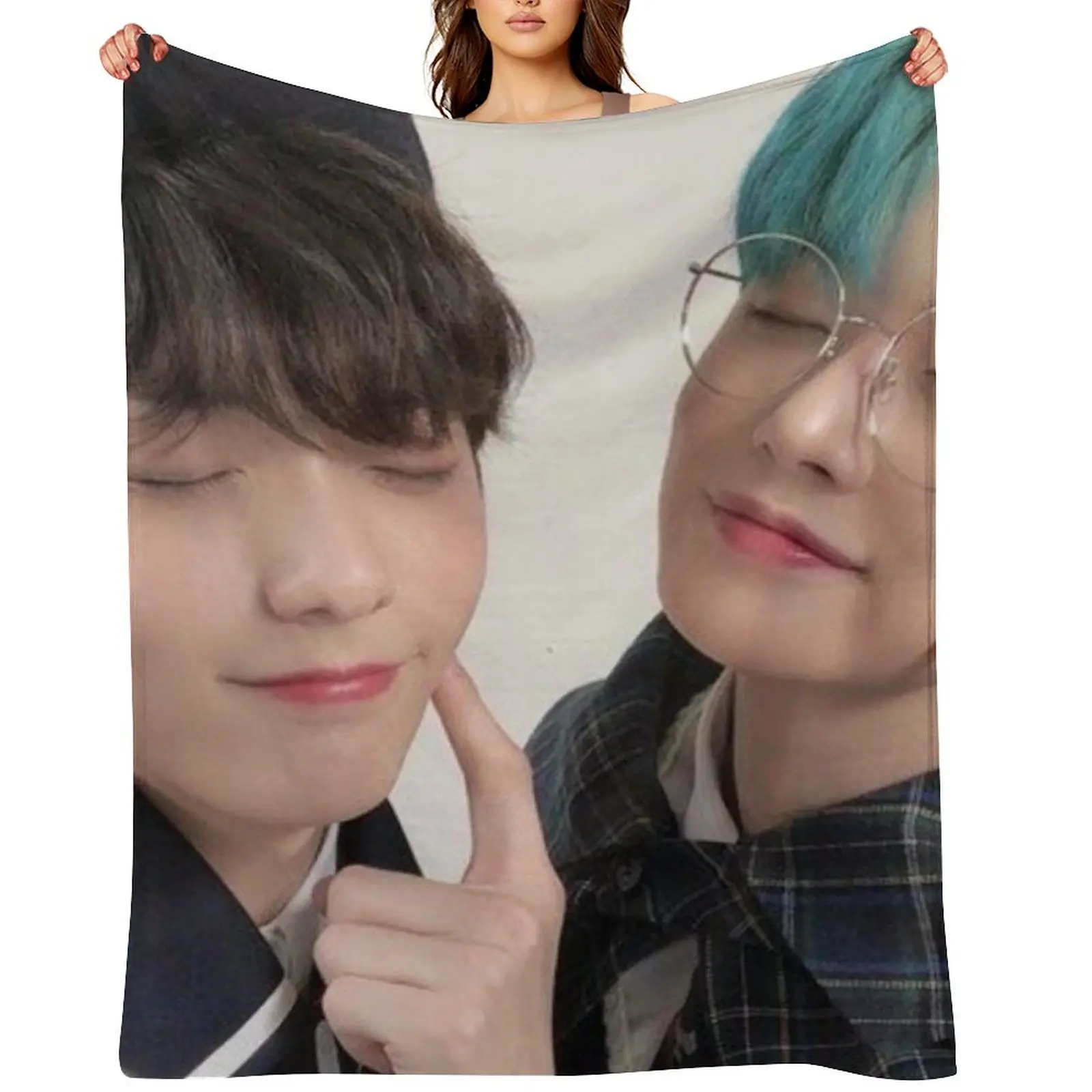 

TXT Soobin & Yeonjun Throw Blanket Hairys Blankets For Baby wednesday blankets and throws Blankets