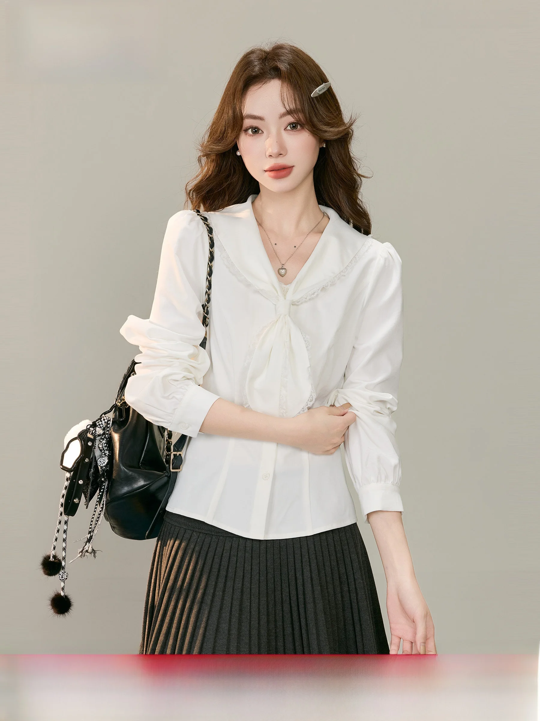 

White Long Sleeve Lace V-Neck Shirt Women's Spring Fashion Small Size Cardigan Top Casual Style Polyester Fiber A-Line Sleeve