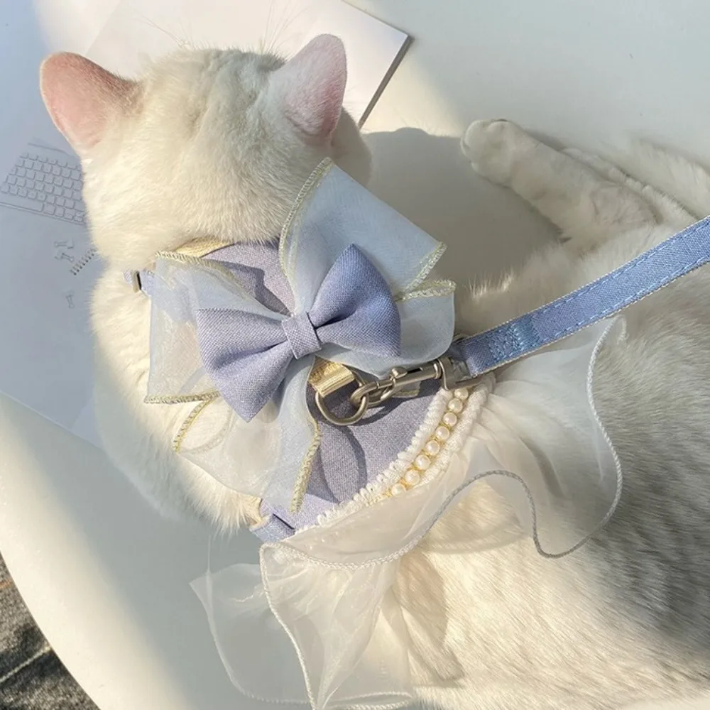 لطيف الأميرة نمط القط تسخير المقود قابل للتعديل النايلون القط سترة تنفس مع Bowknot الحيوانات الأليفة حزام الصدر تبادل لاطلاق النار الصورة