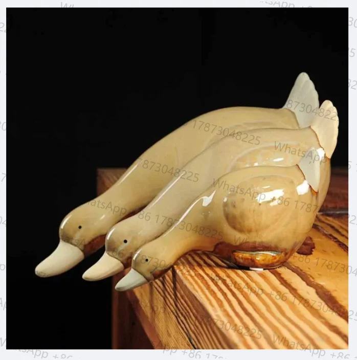 Artesanías creativas de pato de cerámica, nueva decoración china, juego de tres piezas, adorno para el hogar, pato absorbente de agua