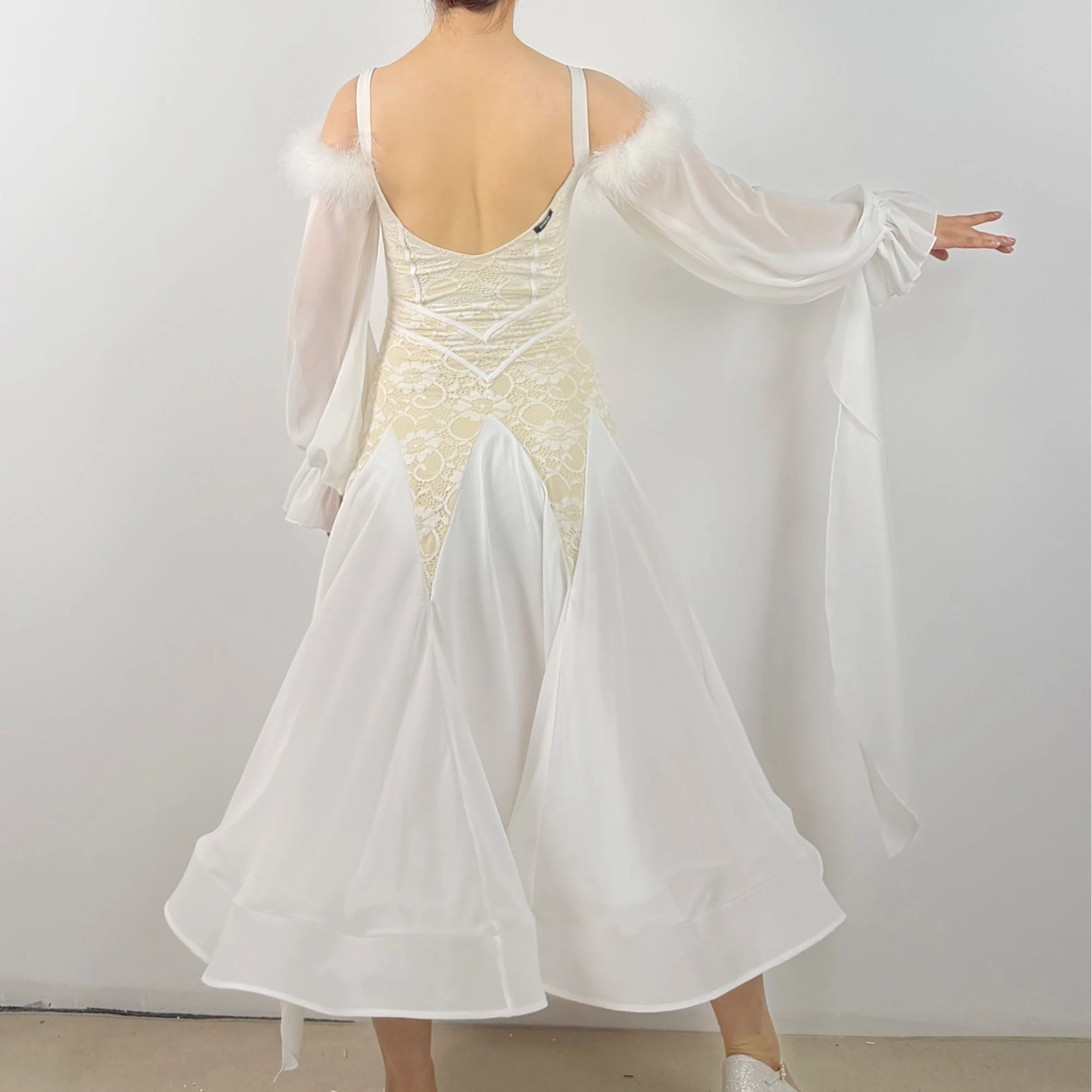 2026 Ballroom Dance Clothes White Wine Red Lace Long Dress Feather Waltz Dance Competition Dress Performance Costume BL19869
