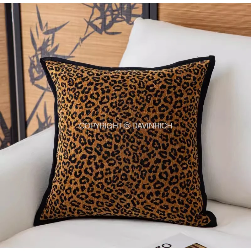 DAVINRICH Classic Tiger Skin Luxury Chenille Jacquard Throw Pillowcase Decorative Cushion Cover 45x45cm Medieval Style Home Deco