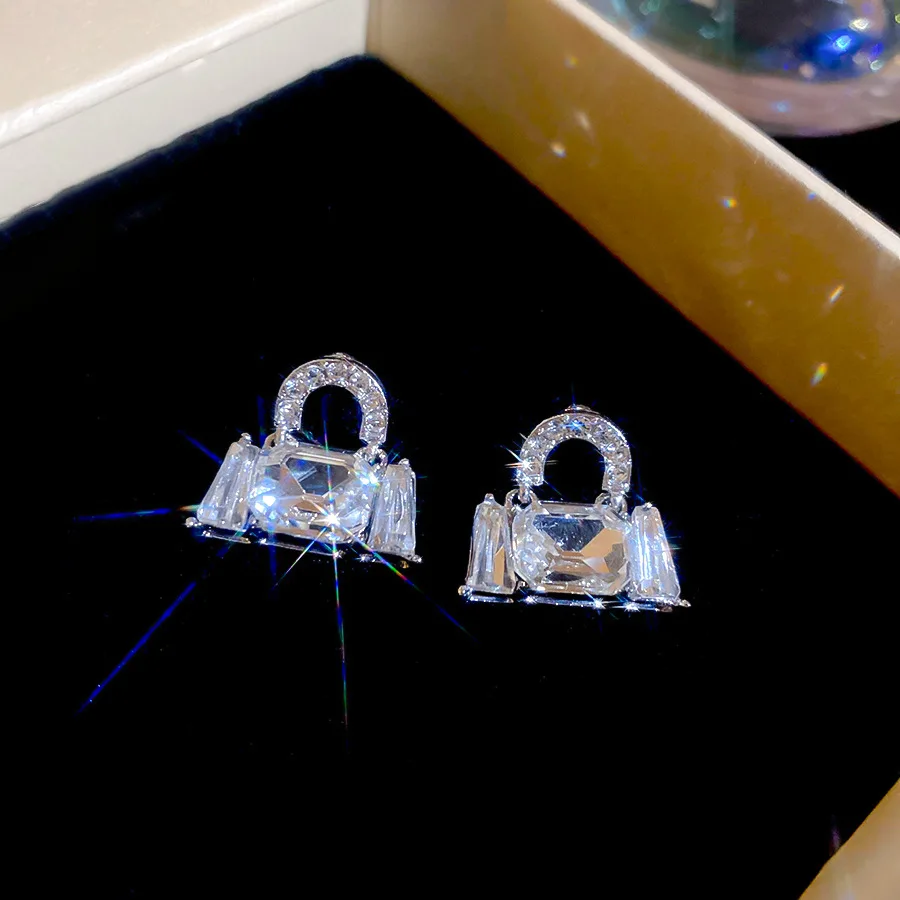 Super Shiny Rhinestone Square Earrings for Women Personality Bag-shaped Earring Light Luxury High-end Fashion Jewelry Banquet K1