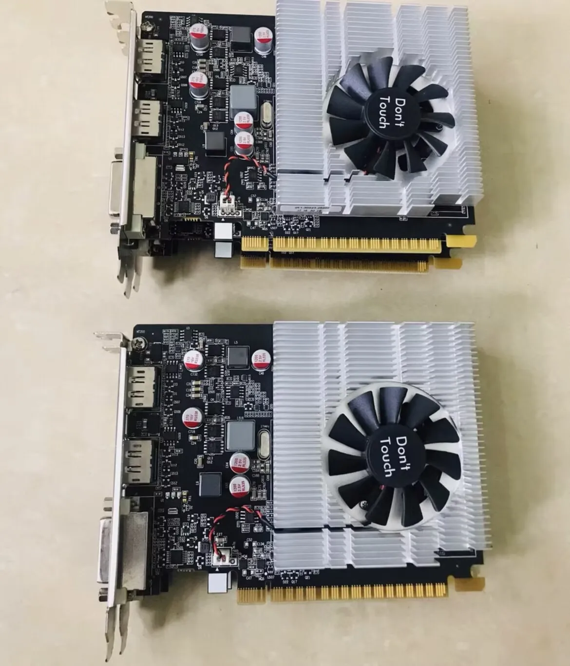 

For Fujitsu GTX745 2G Discrete Graphics Card GTX 745 2G DP+DP+DIV Interface 4K PC Gaming Office