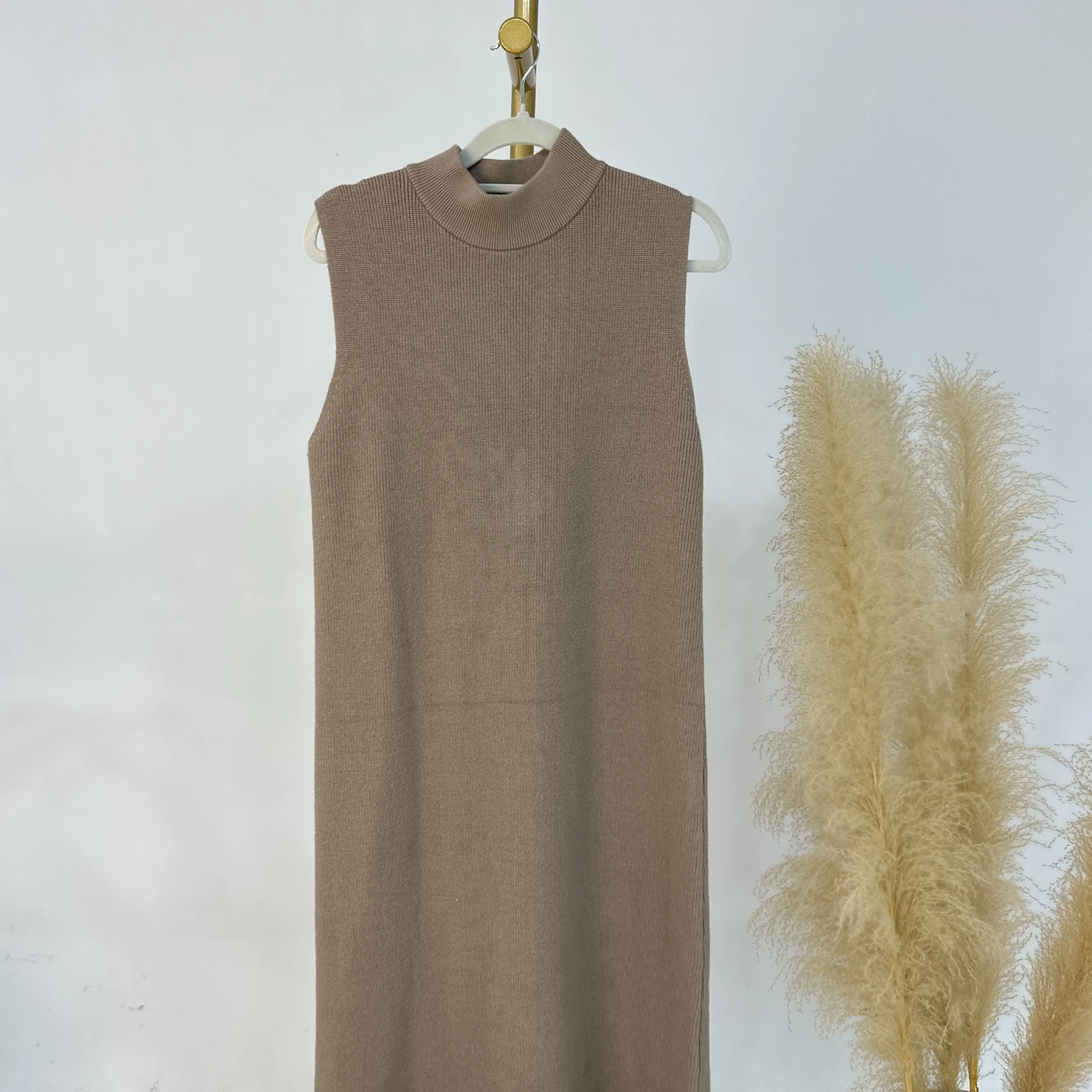 Atacado nova chegada oem roupas muçulmanas inverno 2025 plus size senhoras abaya camisola de lã caxemira vestido de malha feminino abaya