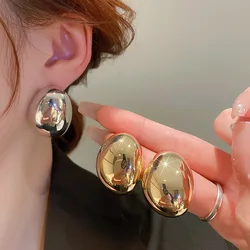 Hollow Oval Bean Shape Stud Earrings for Women Golden Silver Color Smooth Metal Earrings Simple Geometry Party Trendy Jewelry