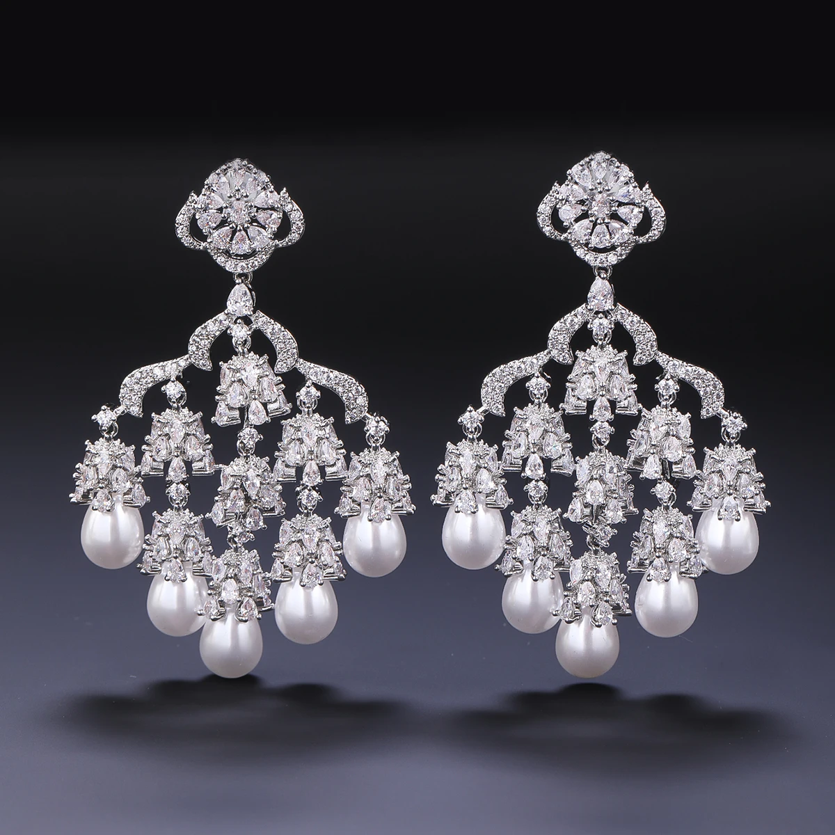 

Великолепные серьги с жемчугом и кубическим цирконием, женские свадебные ювелирные аксессуары для невесты CE12323