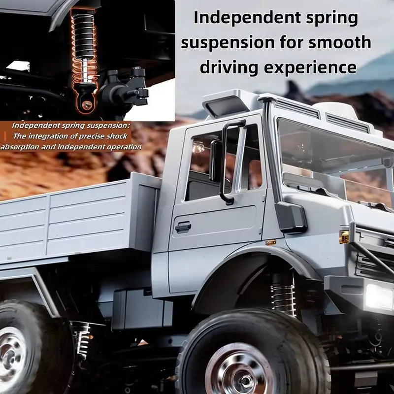 O novo carro de controle remoto off-road C8823 RC 1:18 Unimoc com tração nas seis rodas em escala completa carro de escalada presente masculino.