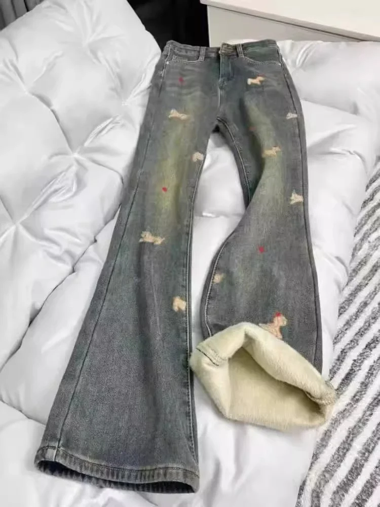 

Джинсы женские больших размеров с флисовой подкладкой, утепленные, с вышивкой таксы, микро-клеш, весна-осень, с высокой талией, эластичные