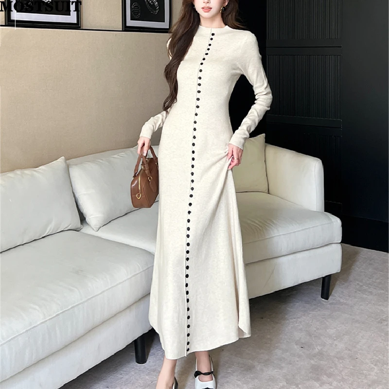 한국 우아한 니트 롱 맥시 드레스 여성 2026 봄 긴 소매 싱글 브레스티드 드레스 슬림 클래식 여성 의류