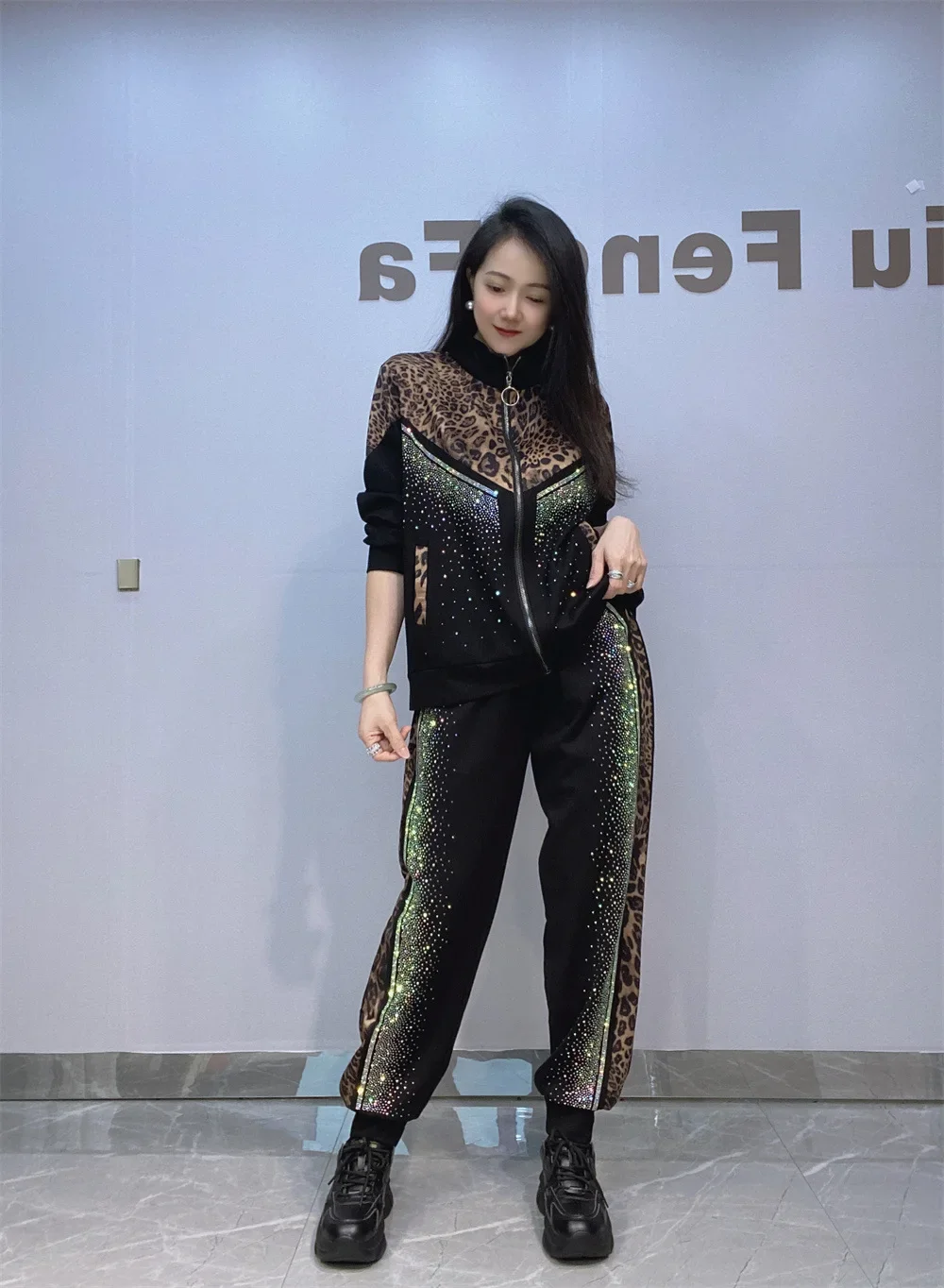 Casual Sports Suit Women Leopard Print Splicing Stand-up Collar Hot Diamond Long-sleeved Zipper Jacket and Pants Two-piece Sets