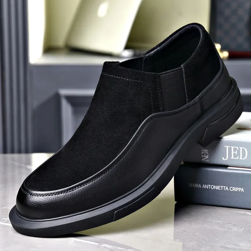 Designer Loafers Men New Cow Suede Casual Leather Shoes with Soft Soles Trendy and Versatile Men\'s Shoes Genuine Leather