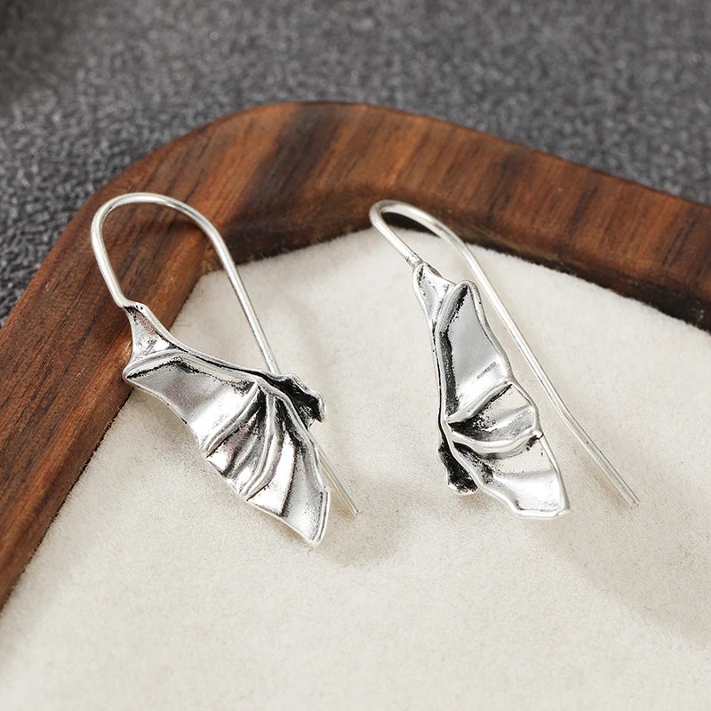 Classic Gothic Vampire Bat Win - Women'S Vampire Accessories 评论和价格