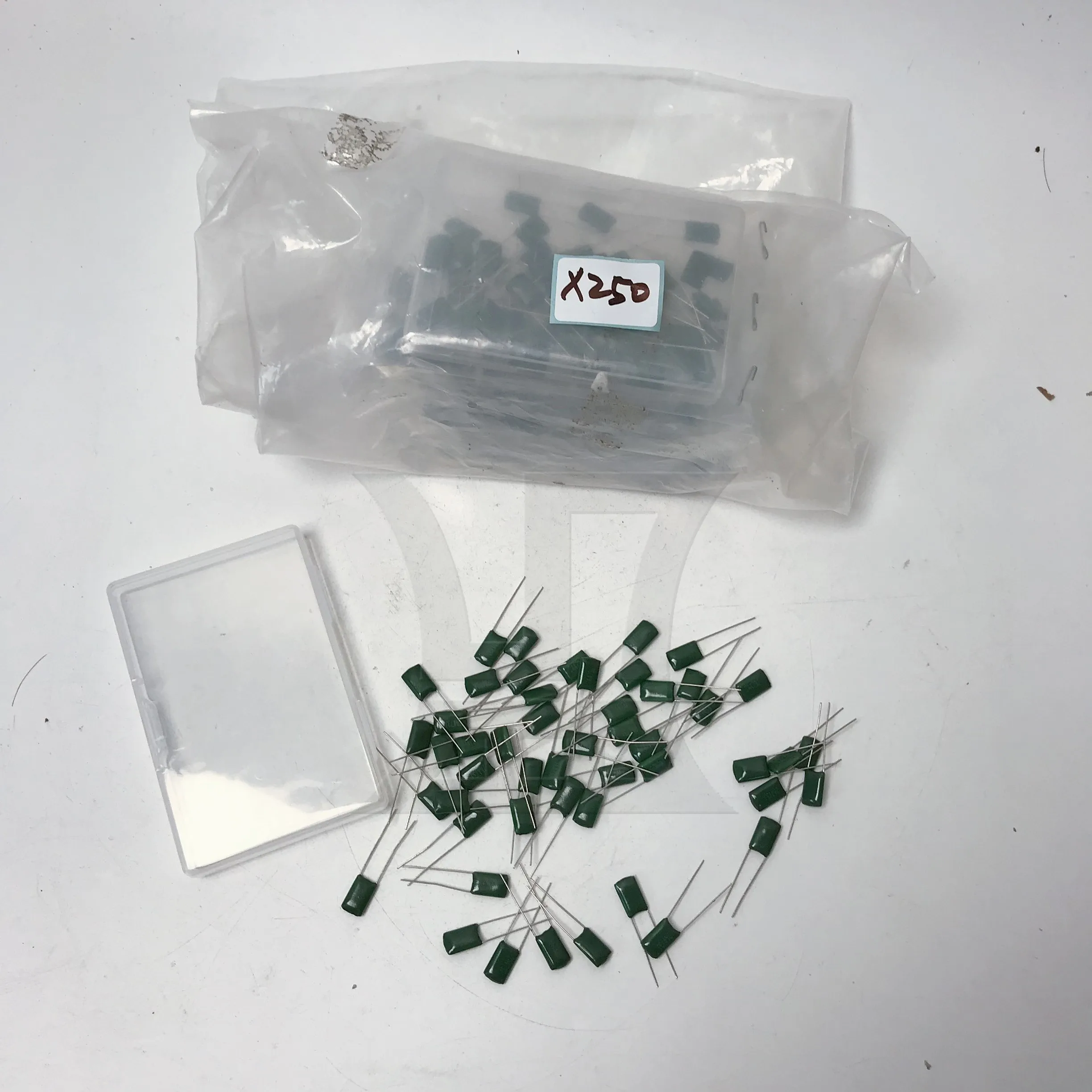 

Yibuy 250 Pcs Green Capacitors Electric Guitar Or Amplifier 0.047U / 2A473J