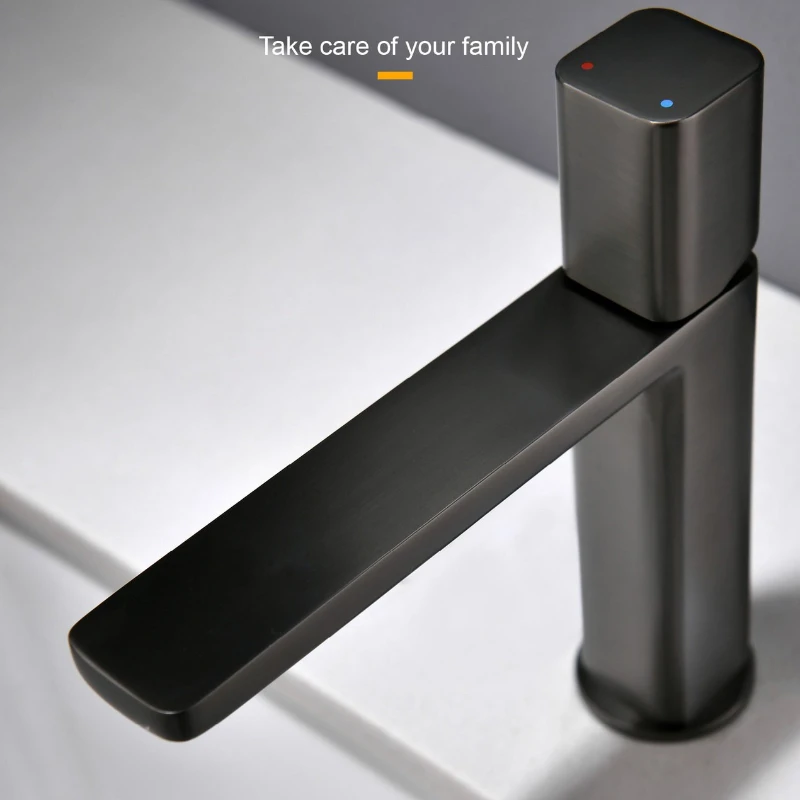 

Manufacturer Wholesale All-copper Simple Washbasin Faucet Basin on The Table Bathroom New Washbasin Button Platinum Aerator