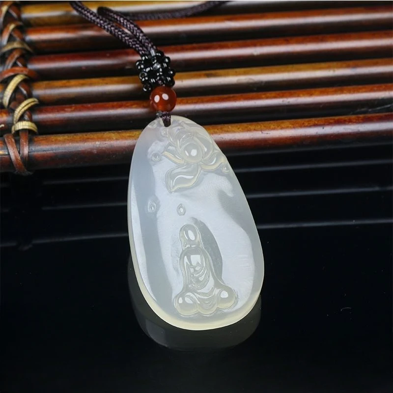 Agate Enlightenment Zen Men and Women Pendant Pendant Pretty Hand Carved Buddha Pendant Neck Ornaments