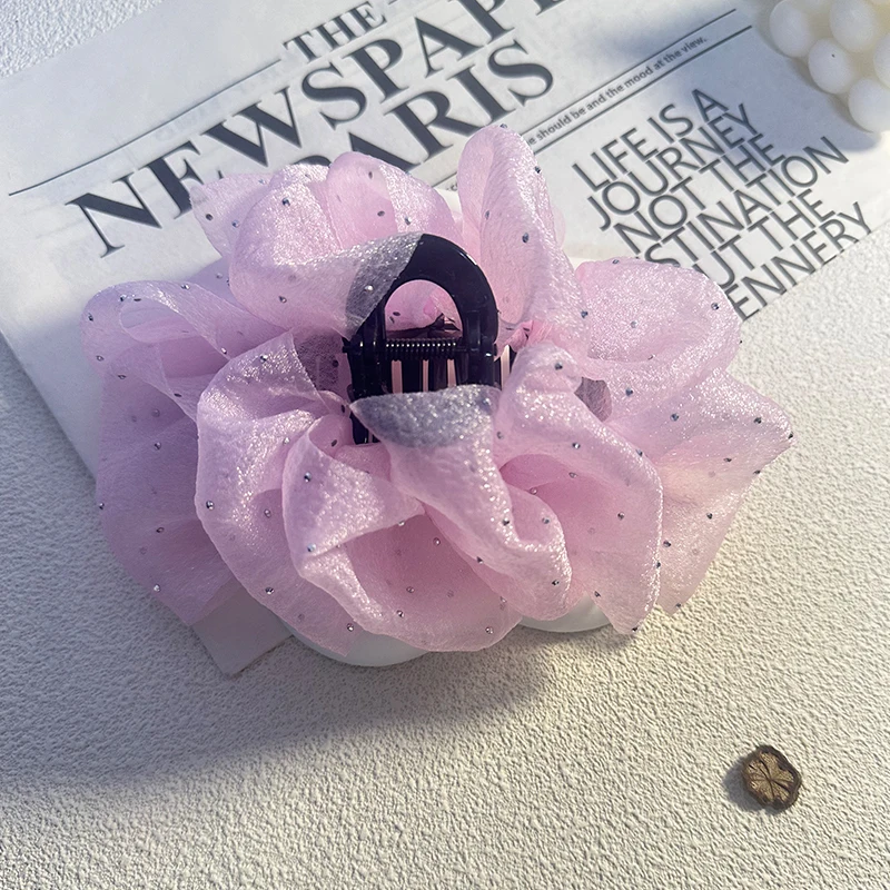 Schwarz-weiße Seersucker-Haarklammer für Damen, elegante Haarklammer für den Alltag, Haarklammer im Haifisch-Design, modische Haarspange für Mädchen, Haar-Accessoires – Detail 9