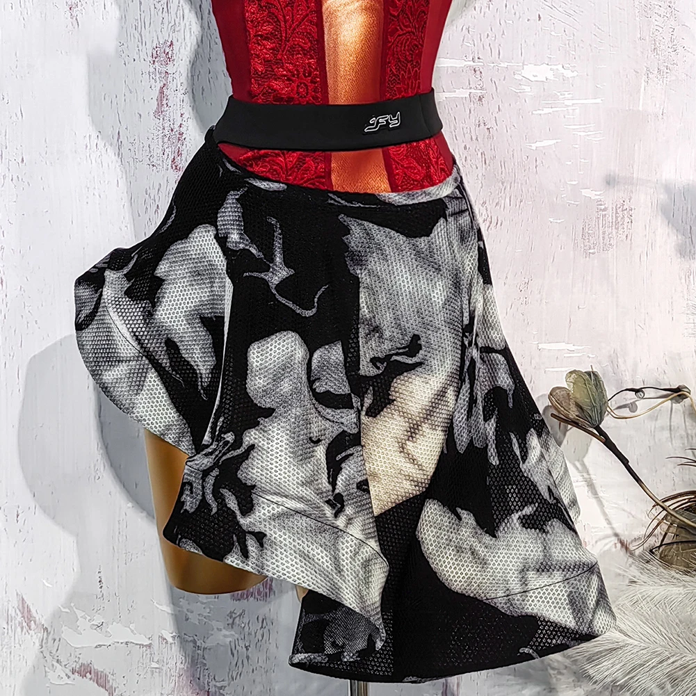 Abito da ballo senza maniche Top da ballo latino Camicia da ballo sexy con linea di bretelle Gonna a lisca di pesce stampata Abito da ballo con tuta da samba