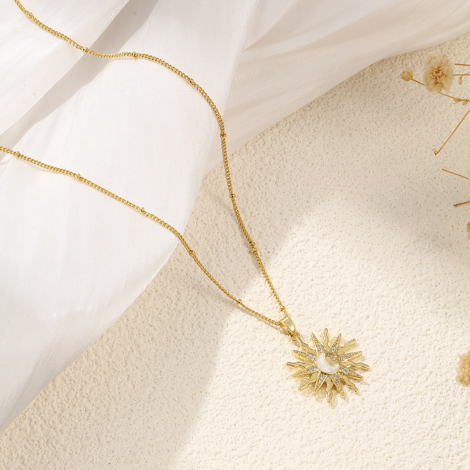 1 Piece Exquisite Galaxy 18K Gold Plated White Brass & Cubic Zirconia Curb Link Chain Sun Enamel Pendant Necklace For Women Gift