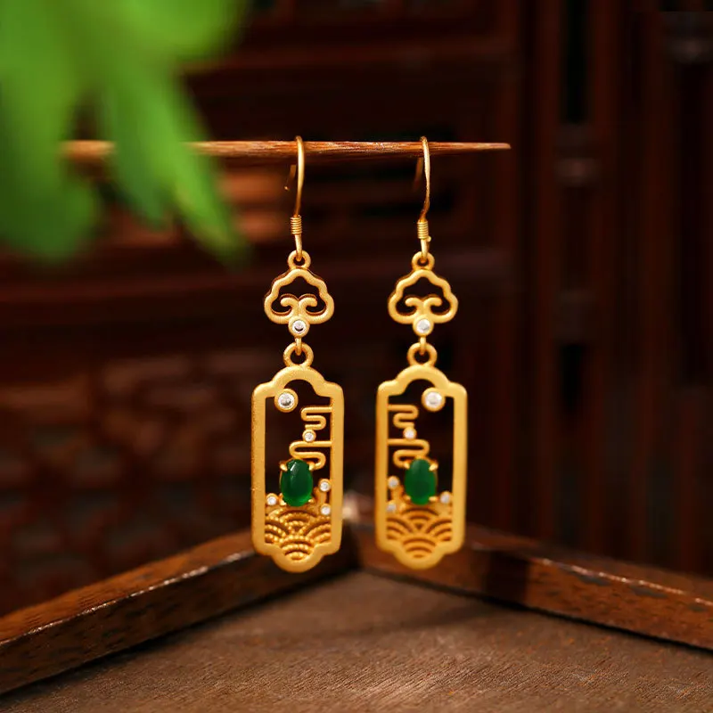 New Chinese style Chinese style earrings, high-end ancient method, gold-plated auspicious cloud 925 silver needle earrings, cheo
