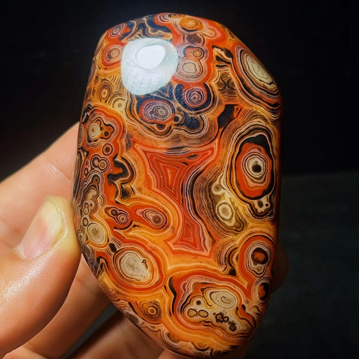 Sunset Tone Banded Agate Worry Stone, River Stone, Tumbled Polished, Crystal Display, Natural Stone, Table Display, Desk Decor
