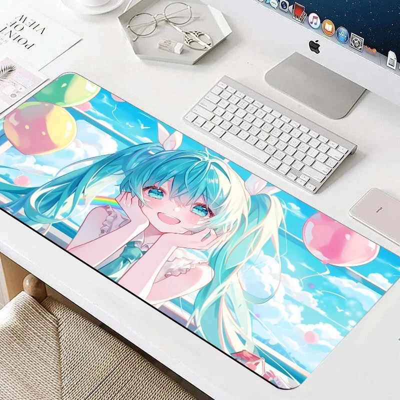 Alas Meja Gaming VIKAMA Abstra - Gaming Keyboard Hand ulasan dan harga