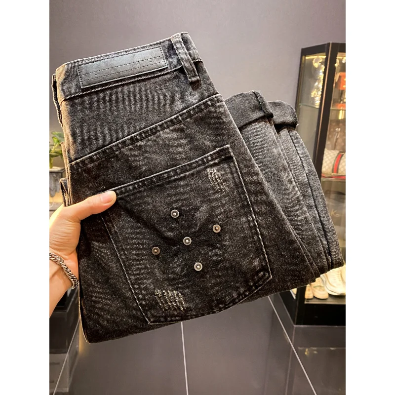 Loose straight leg ripped patch jeans men in autumn and winter 2025 new, stylish and stylish design, long pants