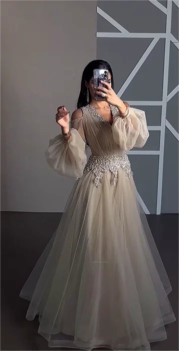 맞춤형 V넥 이브닝 드레스 풀 슬리브 튤 A라인 롱 프롬 가운 글리터 스팽글 비딩 플로어 길이 파티 드레스