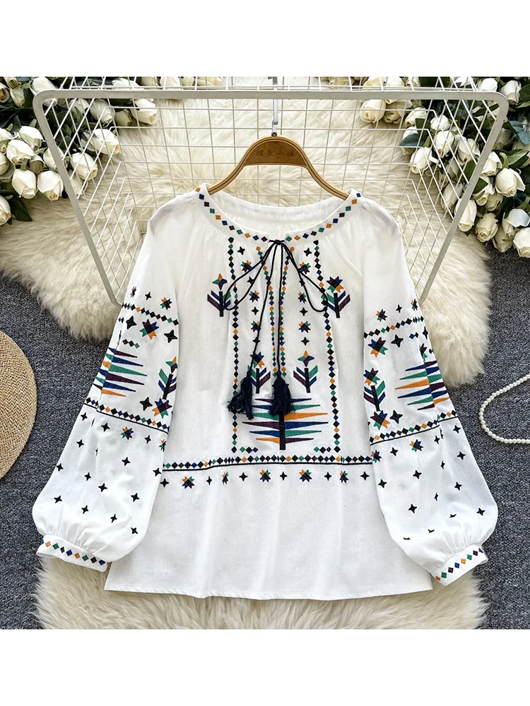 

Женская весенне-осенняя блузка с круглым вырезом на шнуровке, рубашка с длинными рукавами и вышивкой, свободный утягивающий повседневный пуловер, модный топ BL038