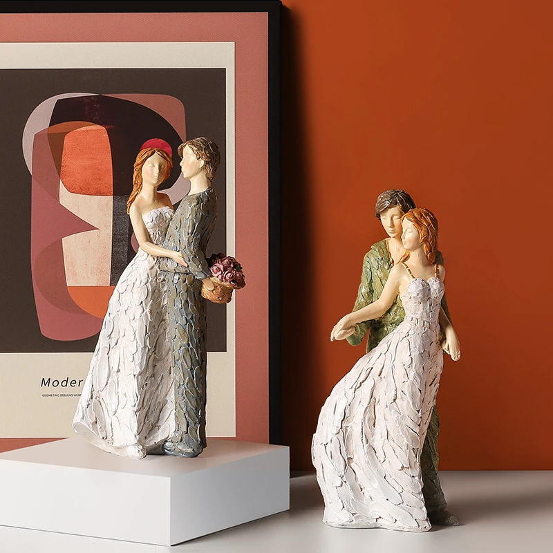 Original Wedding Ceremony Couple Decoration European Style Wedding Simulation Figure Couple Embracing Resin Crafts