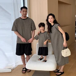 Father and Son Baby T Shirt Family Fashion Tee Shirt Mother and Daughter Girl Sleevless Dress Korean Parent-child Clothes 2024