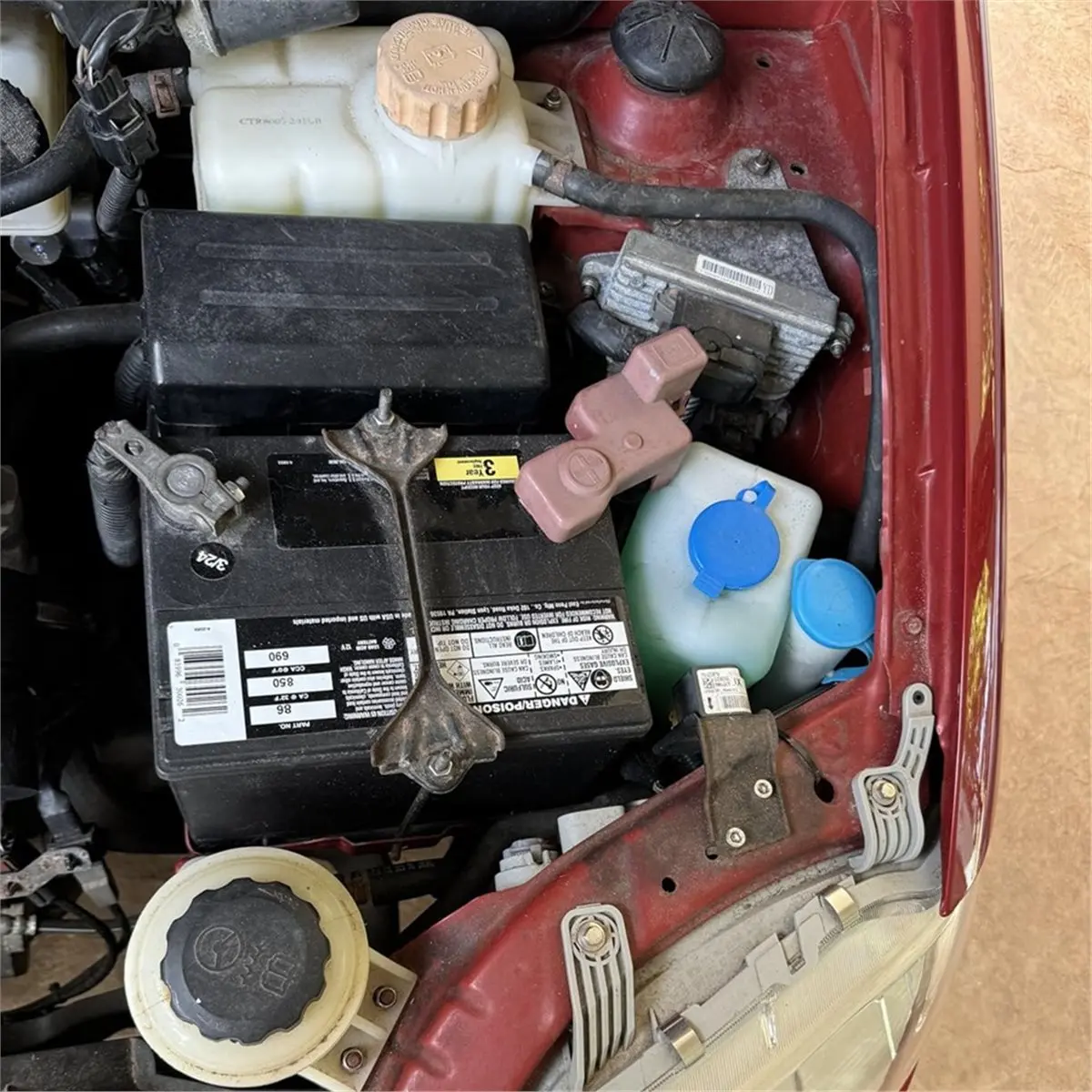 #36G Car Windshield Washer Pump Universal Reservoir Kit,Reservoir Tank Bottle,(Plastic)