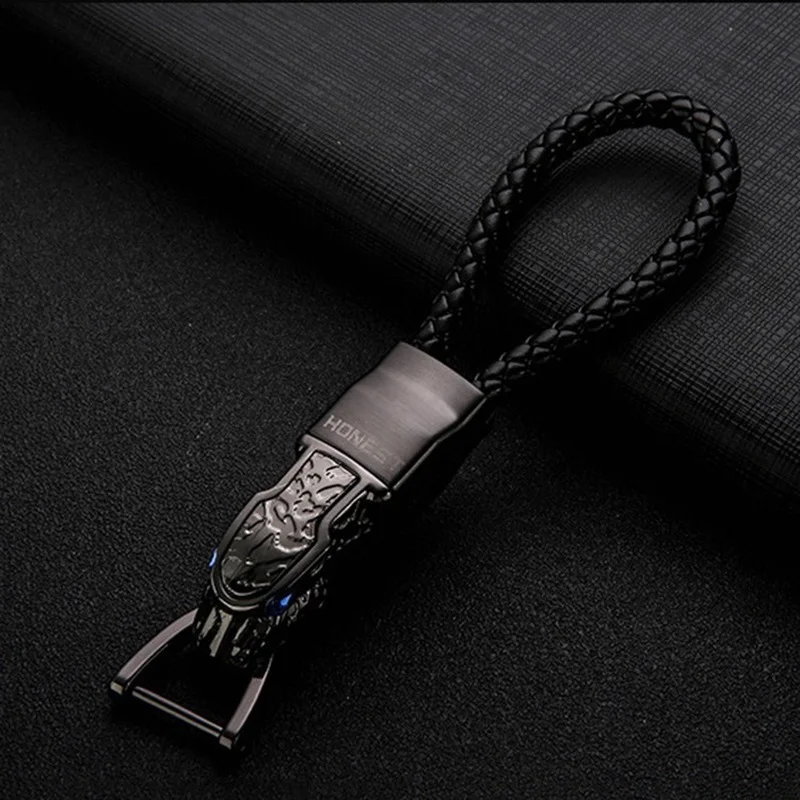 High-grade metal leopard head leather woven car keychain key ring chain horseshoe buckle car shape car accessories couple gifts