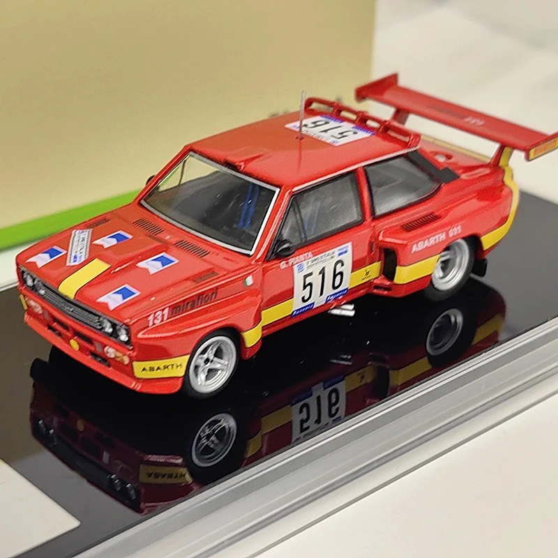 ダイキャスト 1:64 スケール アバルト 031 ベルトーネ 1975 合金車モデルコレクション装飾ホリデーギフトおもちゃクラシックお土産ギフト