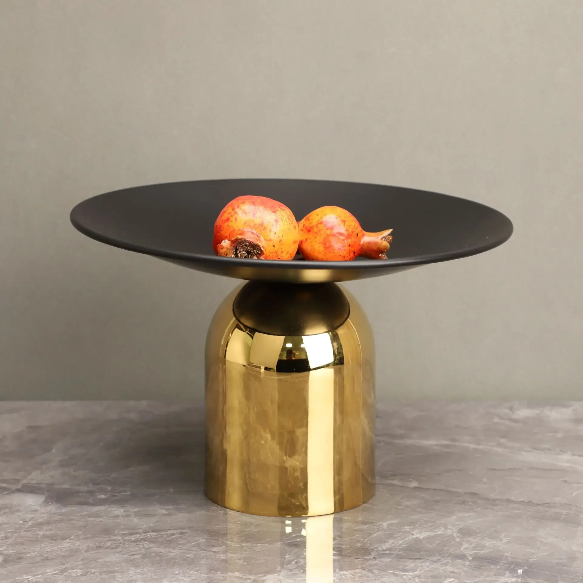 Golden Tray Desktop Storage Container Metal Mushroom Plate Fruit Tabletop Decorative Figurines Home Decoration Accessories