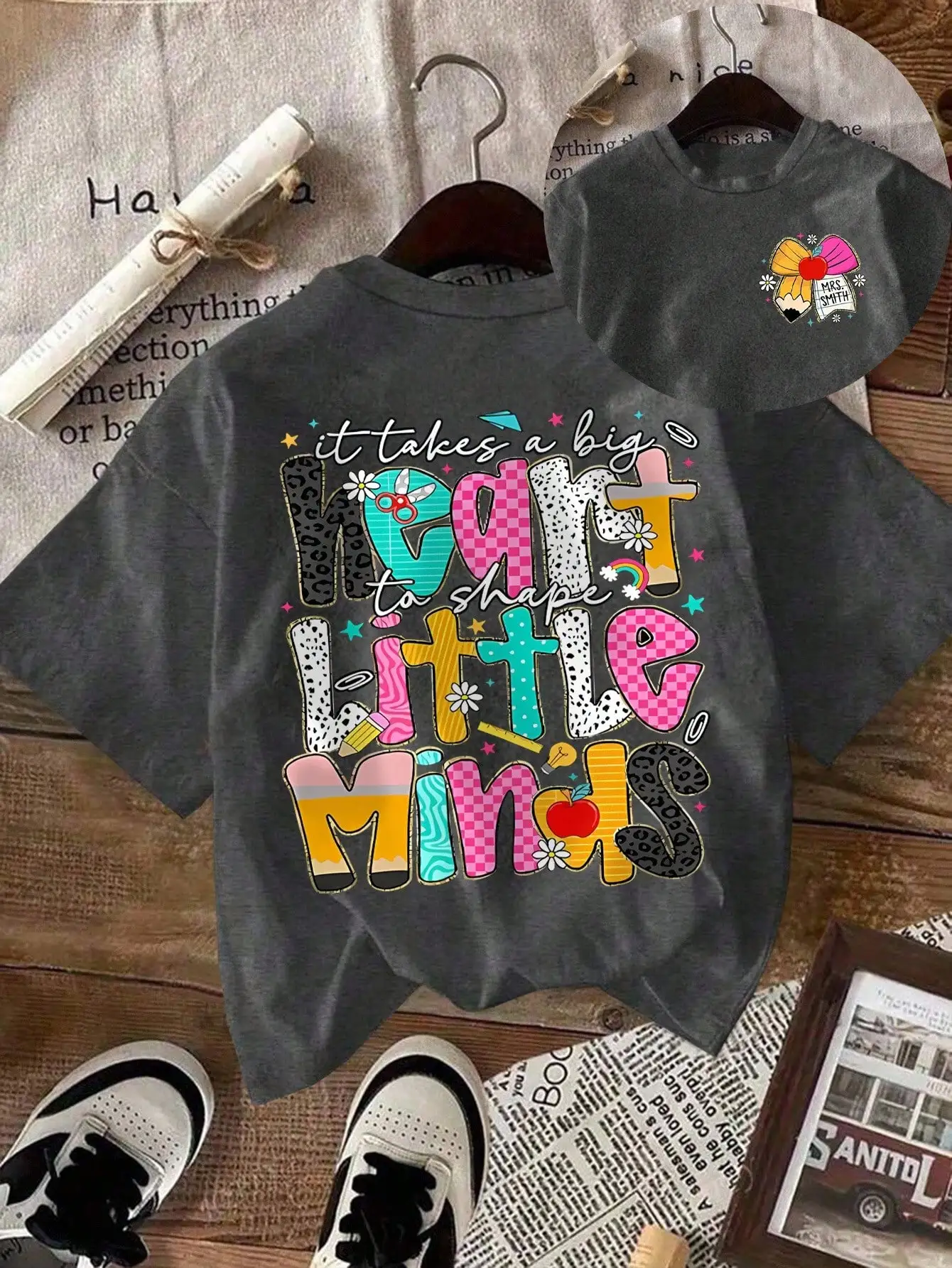 

Футболка для учителя с принтом «Для формирования маленьких умов нужно иметь большое сердце», короткий рукав, большие размеры